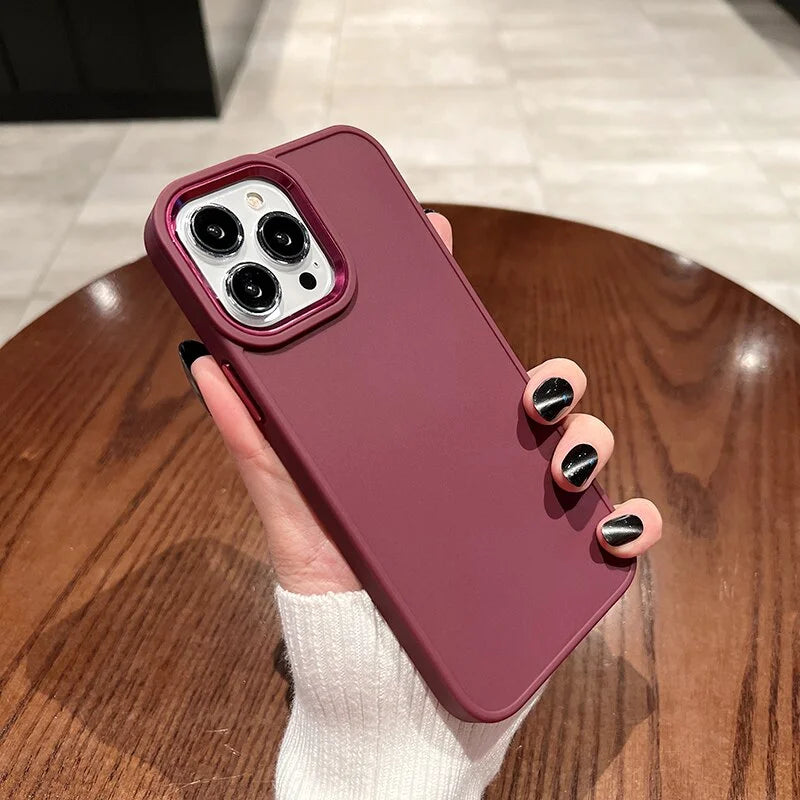 Case Classic Color - Vinho / iPhone 13