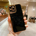 Case Pro Golden - iPhone 13 / Preto