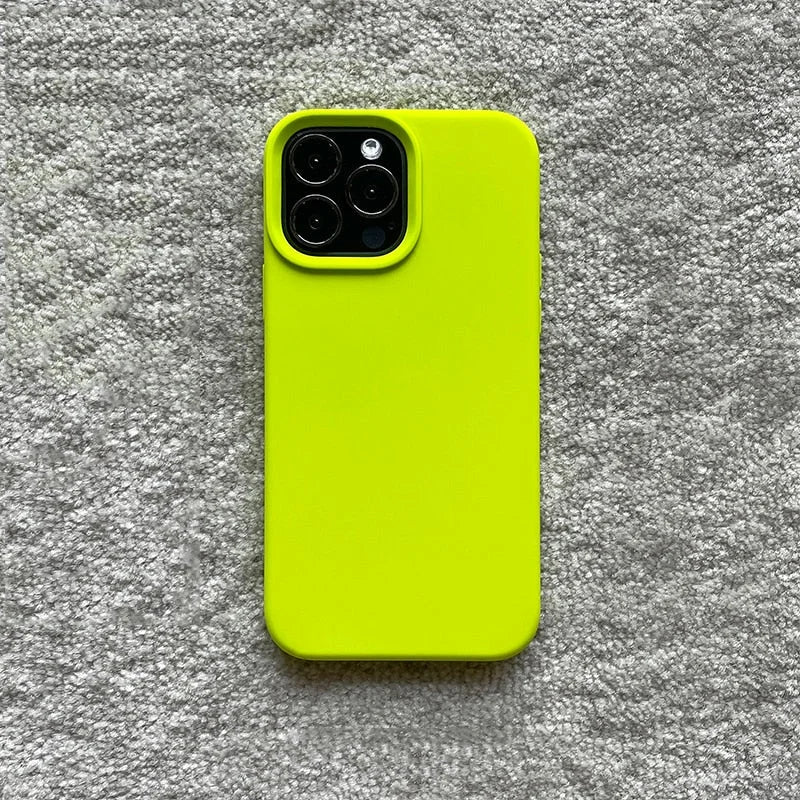 Case Pro Skin - iPhone 14 / Verde Limão